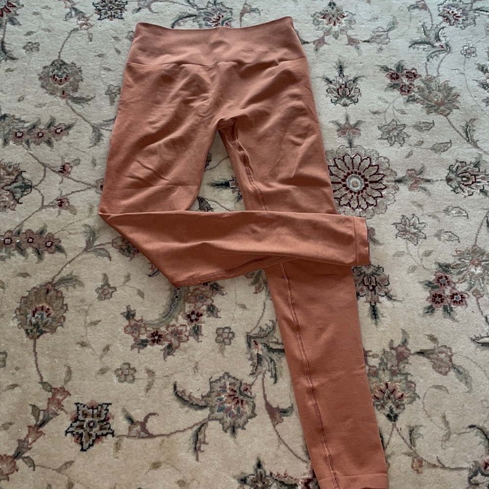 Amplify leggings